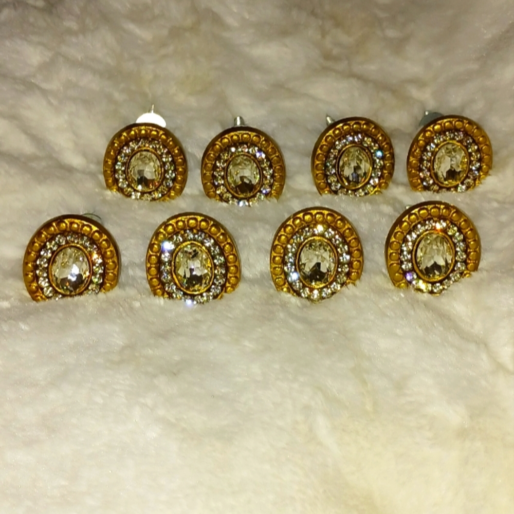 Antique Style Cabinet Knobs Set of 8